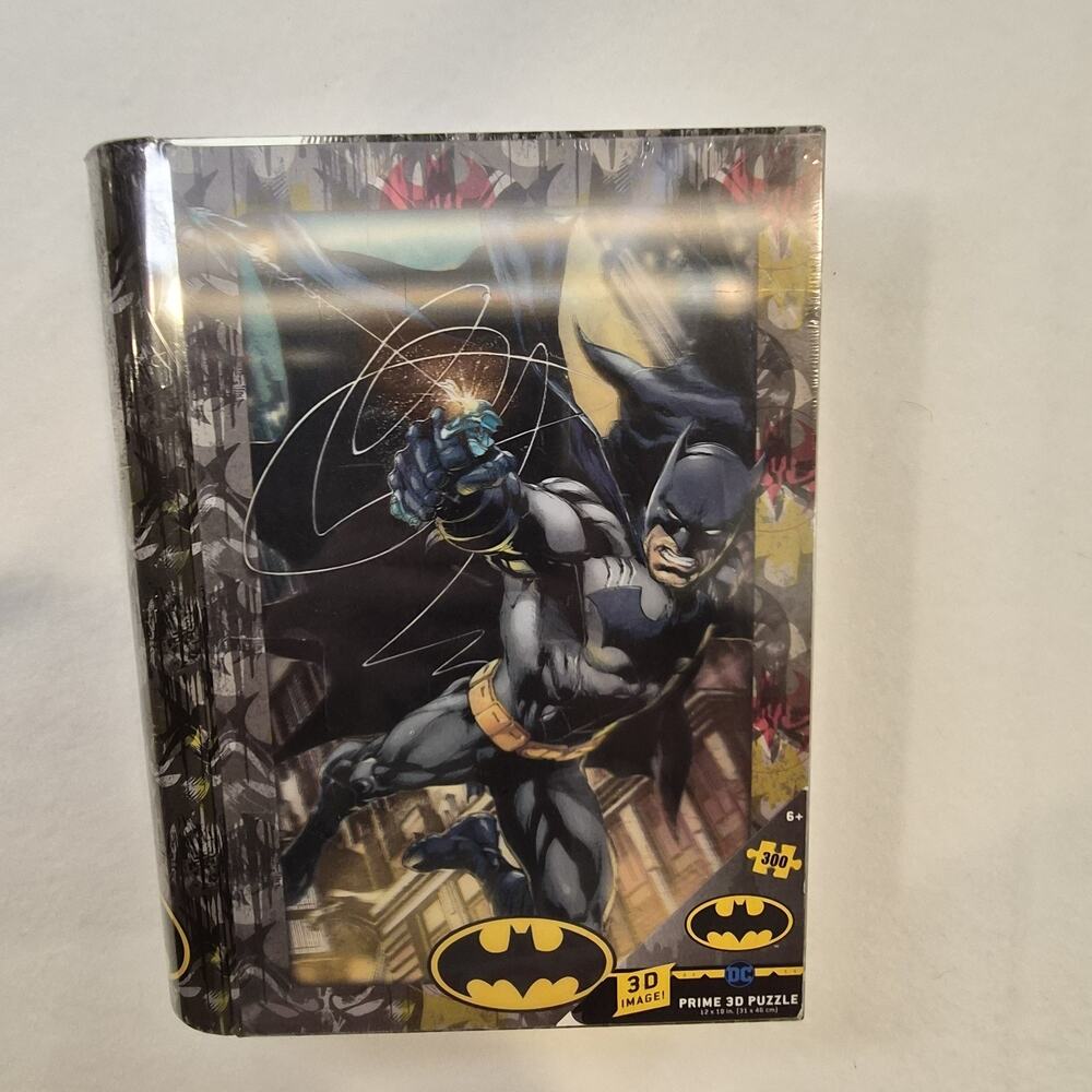 DC Comics Batman Prime 3D Puzzle 300 Pc. Tin, 12" X 18" NEW Sealed